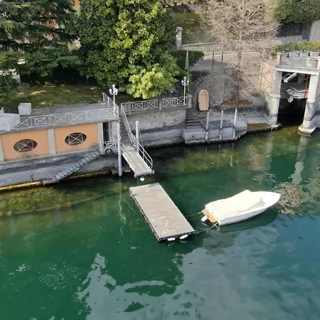 Villa Lucia With Private Dock *